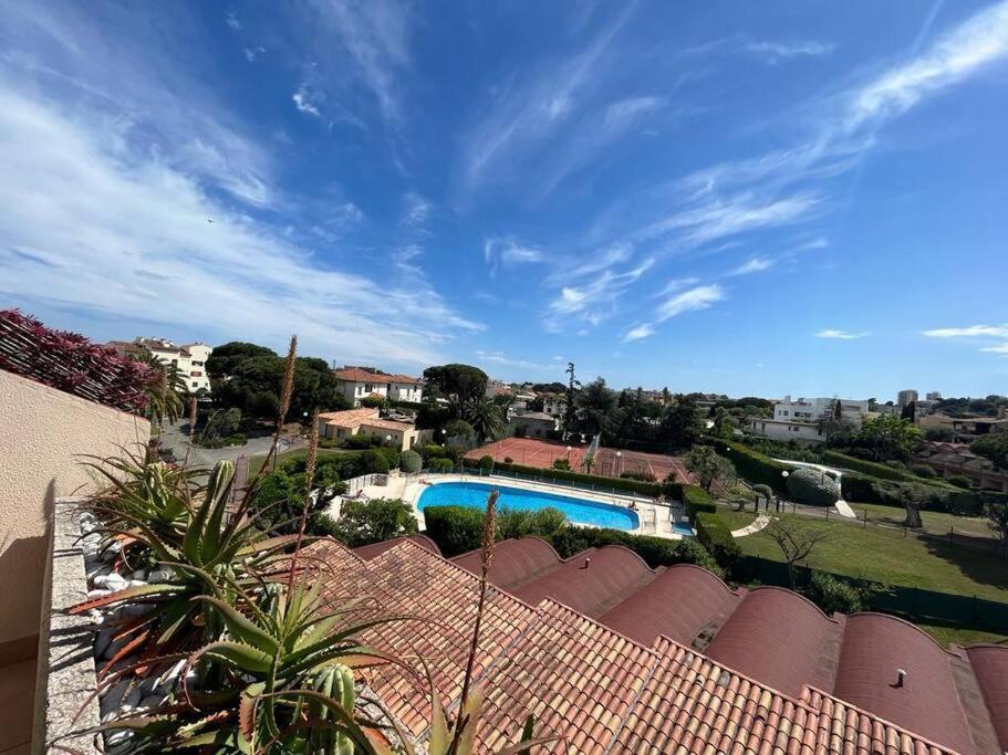 4 Personnes Mer, Piscine, Parking, Tennis, Wifi Appartamento