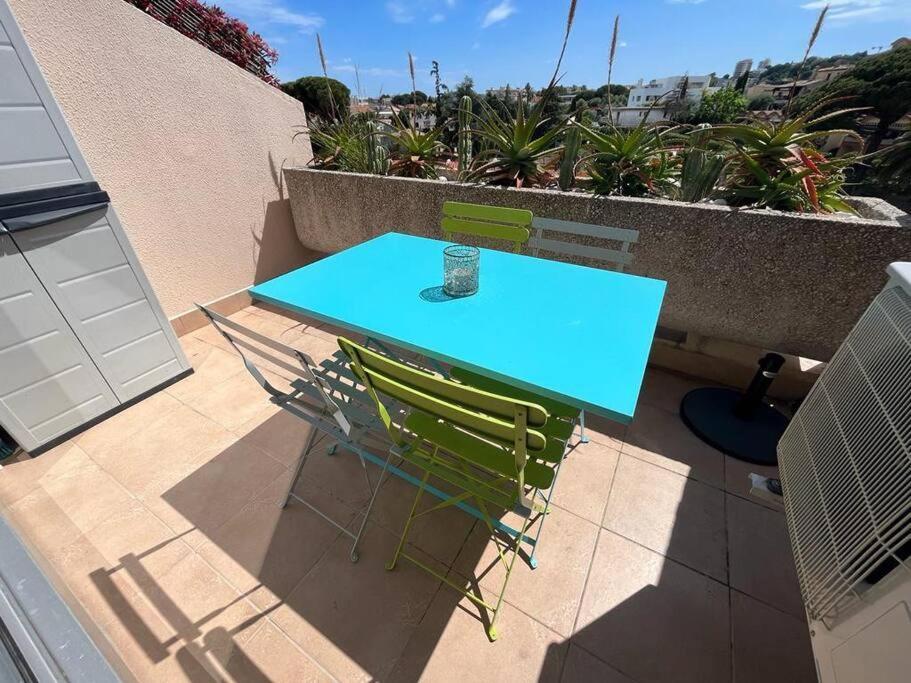 Apartment 4 Personnes Mer, Piscine, Parking, Tennis, Wifi